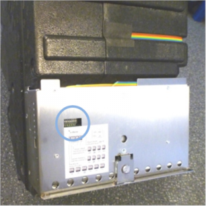 freeAir 100 Einstellen der DIP Schalter DIP-Schalter unter der Frontplatte des Lüftungssystems freeAir 100