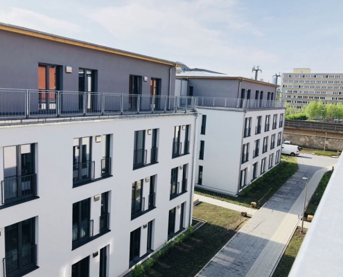 Außenansicht_mit_Außenhauben_Designelement ußenansicht der Microappartements.