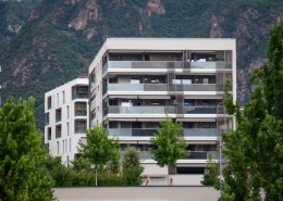apartmenthaus-fertiggestellt-2017 Zufriedene Bewohner des Apartmenthaus aus 2017