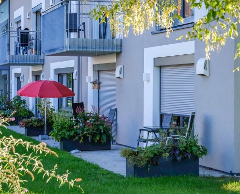Stationäres Wohnen für Menschen mit psychischen Problemen wird in hochwertigen Apartments mit Lüftungsanlage von bluMartin ermöglicht
