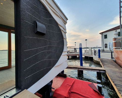 freeair-am-meer-gesunde-luft Frische Luft mit dem freeAir Lüftungssystem bei dem Biosphera Projekt in Venedig
