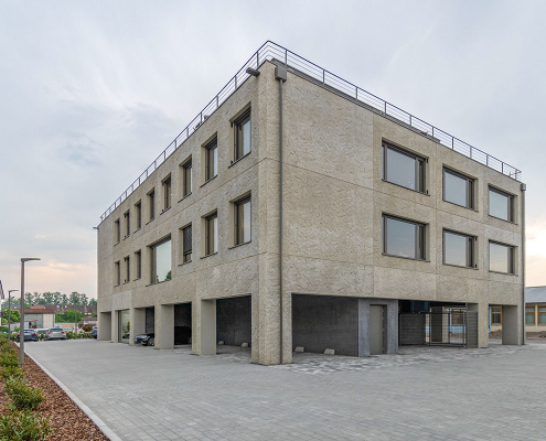 unsichtbare-luefuntg-in-modulbau Modernes Bürogebäude aus Betonelementen mit Lüftungssystem